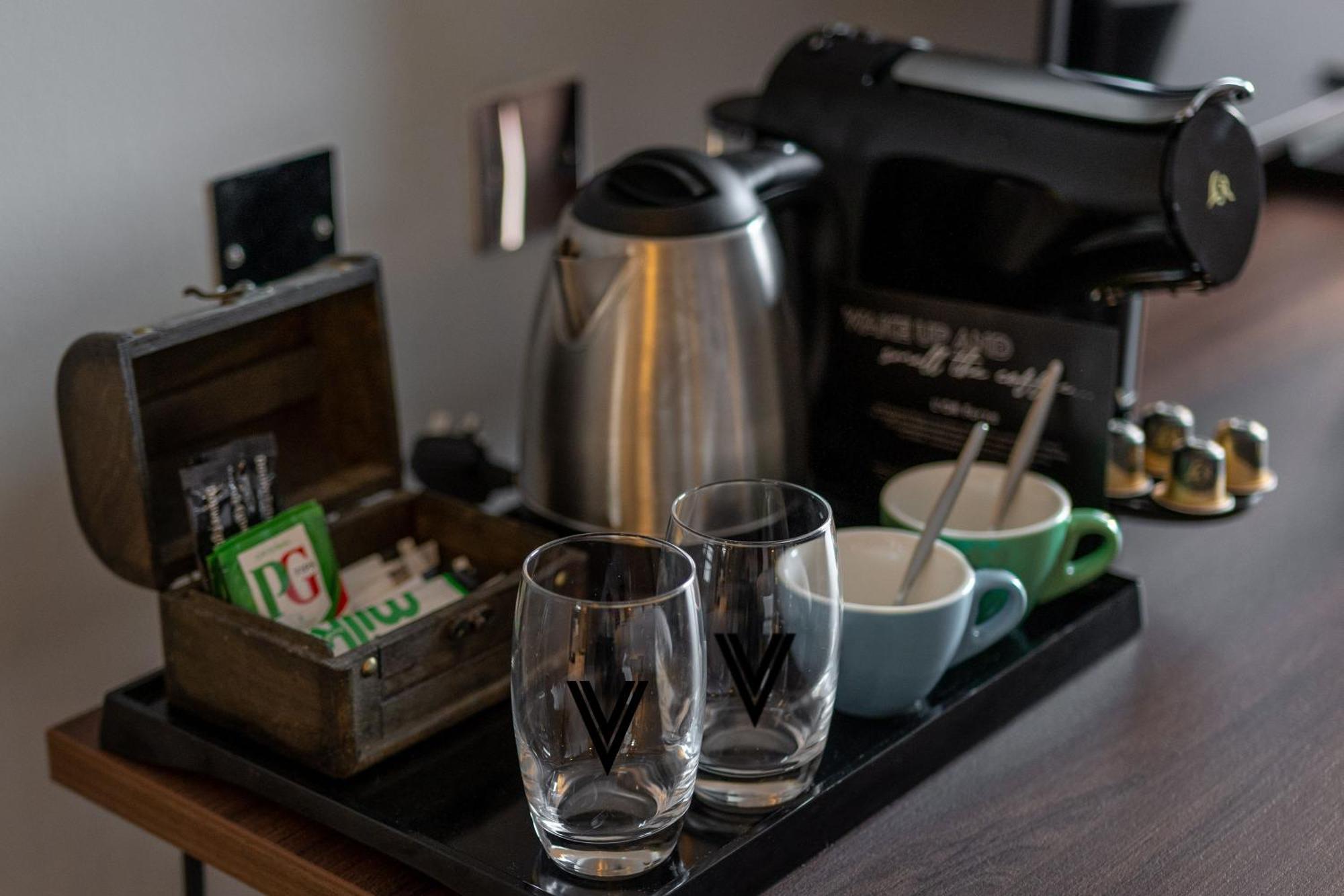 Village Hotel Manchester ไฮด์ ภายนอก รูปภาพ
